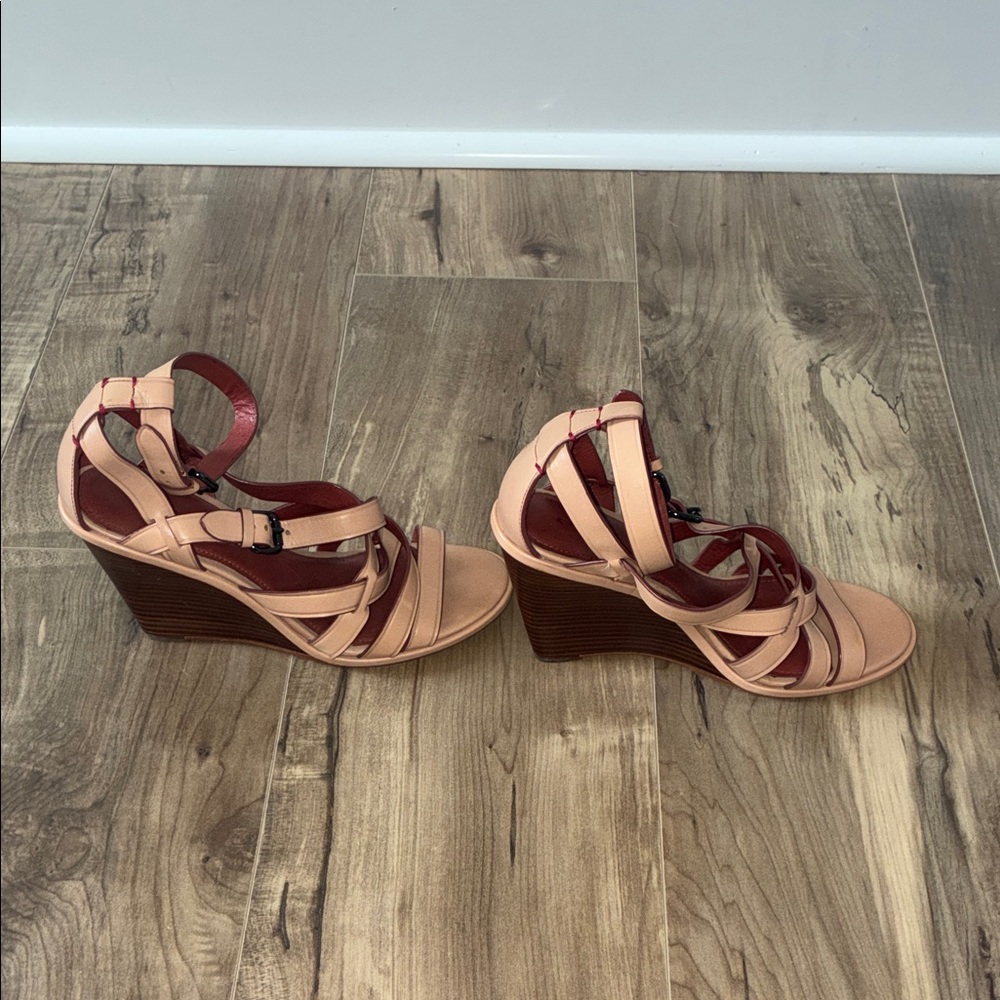 Coach Beige Leather Strappy Wedge Sandals with Red Accents Size 9 GUC - Picture 5 of 7